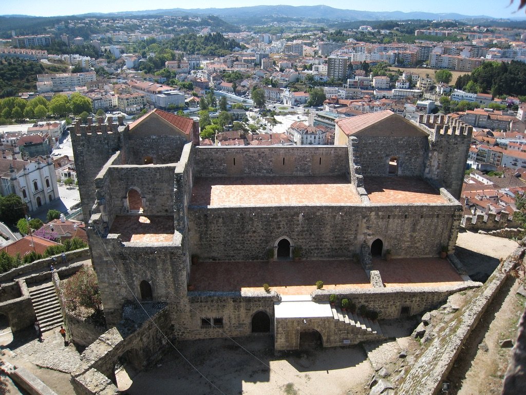 Castlebook · Castle of Leiria