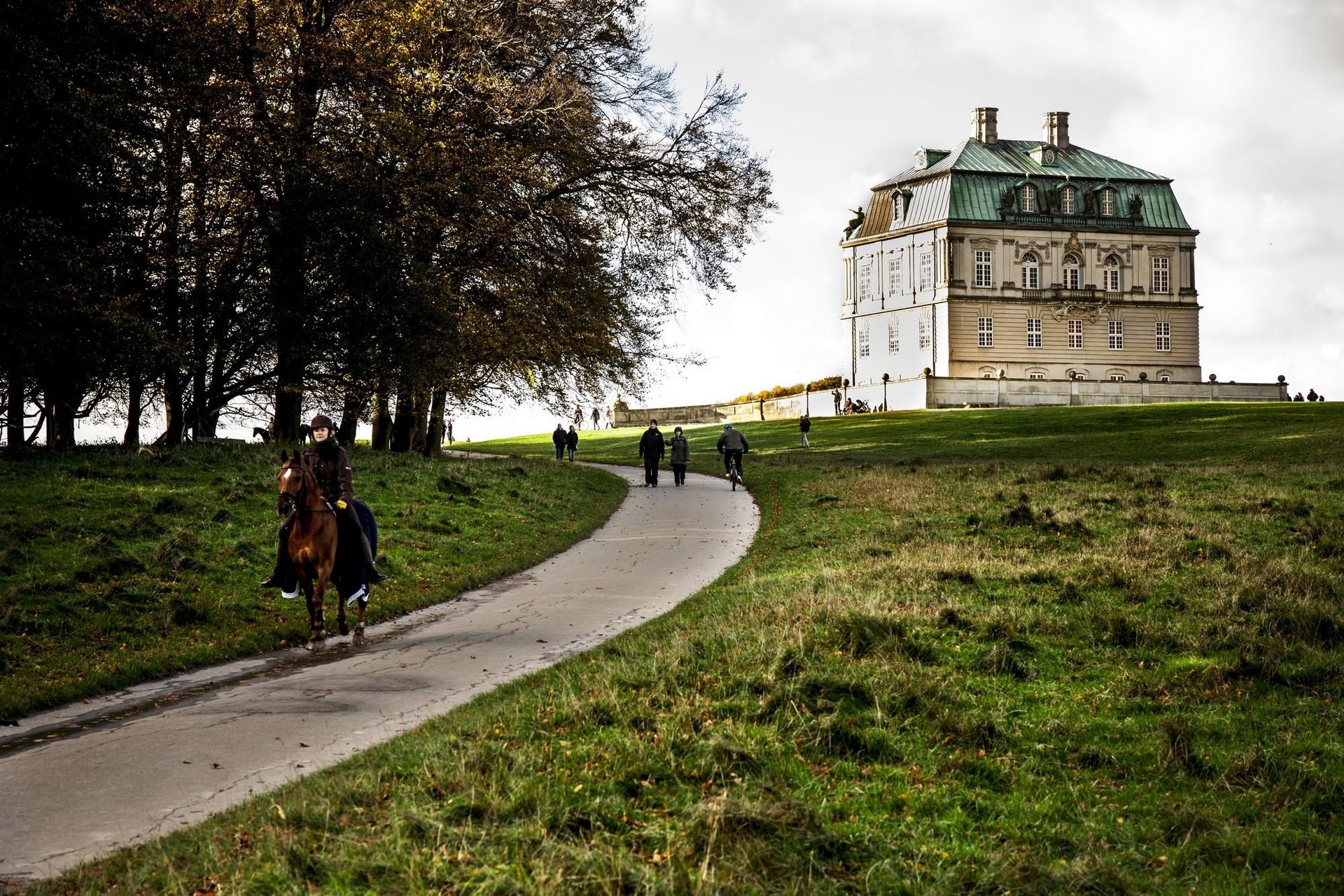Castlebook · Hermitage Hunting Lodge