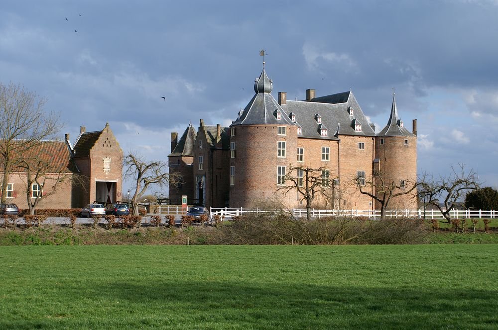 Castlebook · Ammersoyen Castle