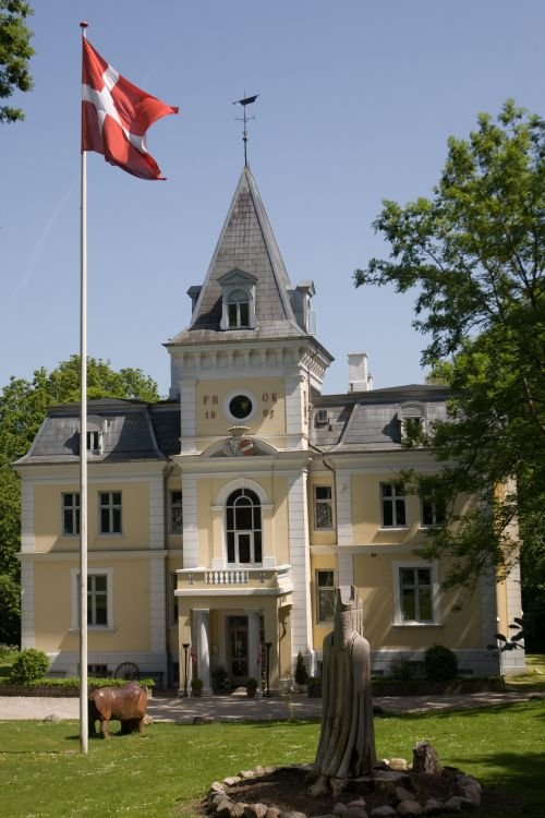 Castlebook · Liselund Castle