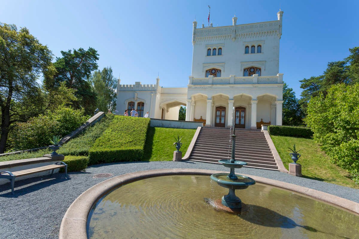 Castlebook · Oscarshall Palace