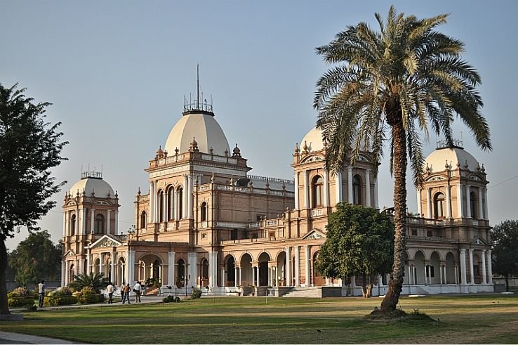 Castlebook · Noor Mahal Palace
