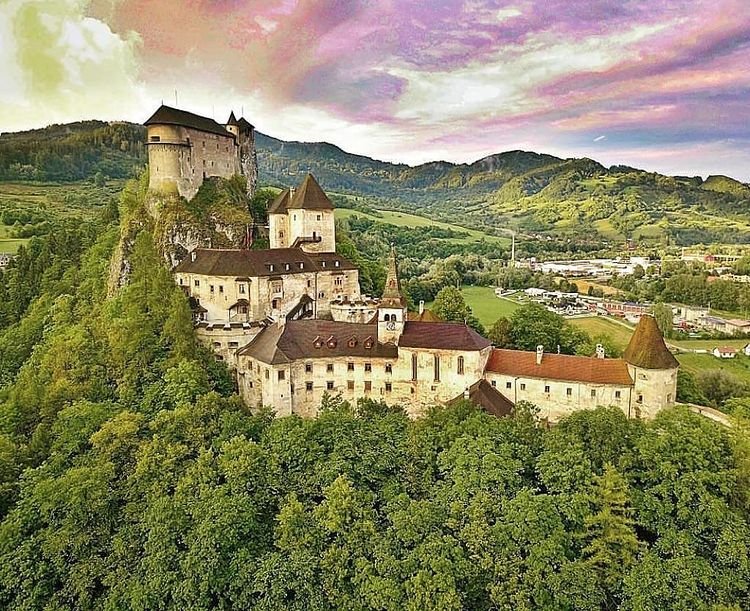 Castlebook · Orava Castle