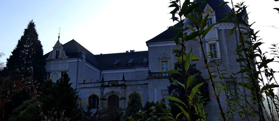 Castlebook · Czernica Castle