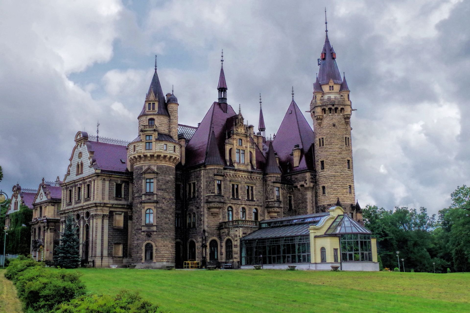 Castlebook · Moszna Castle