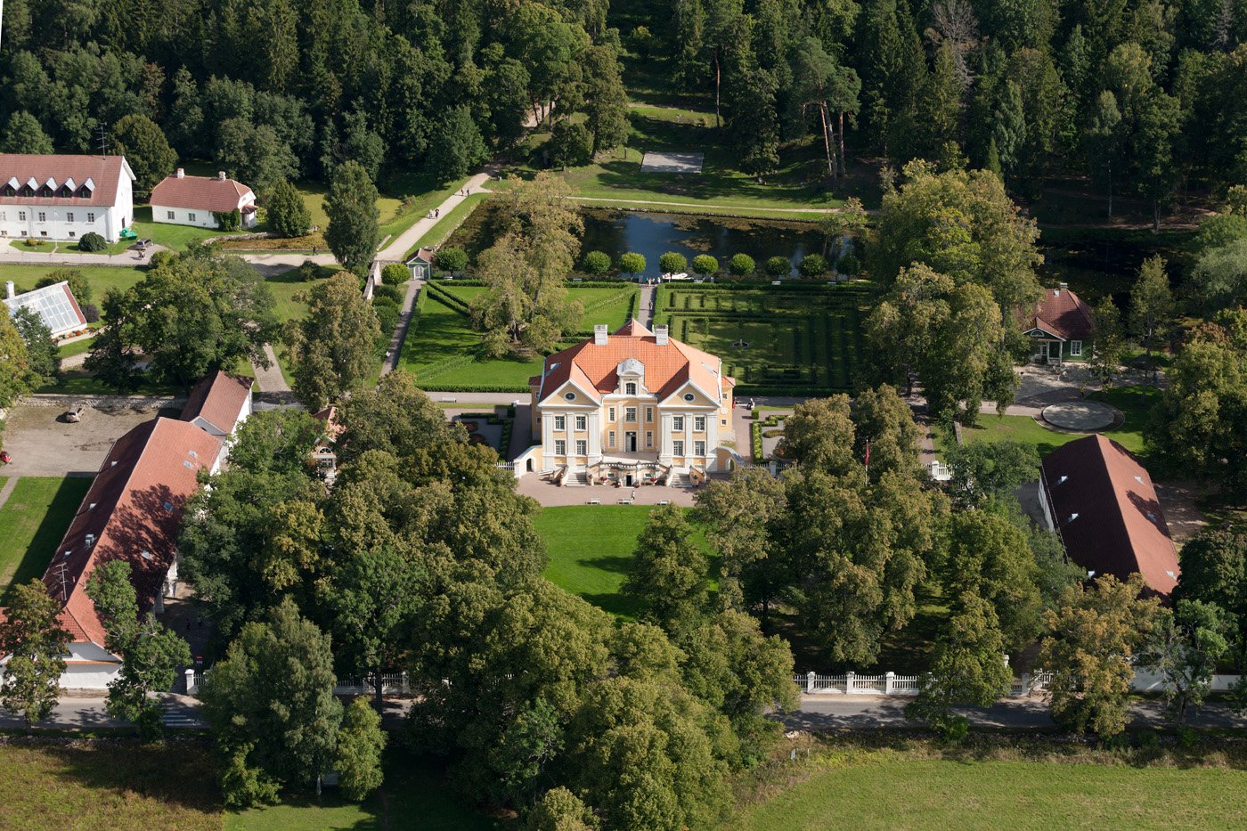 Castlebook · Palmse manor