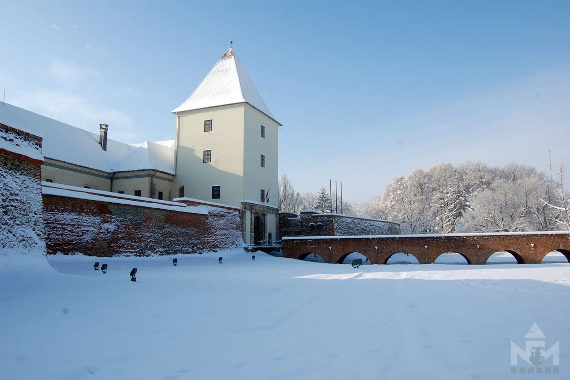 Castlebook · Nadasdy Castle