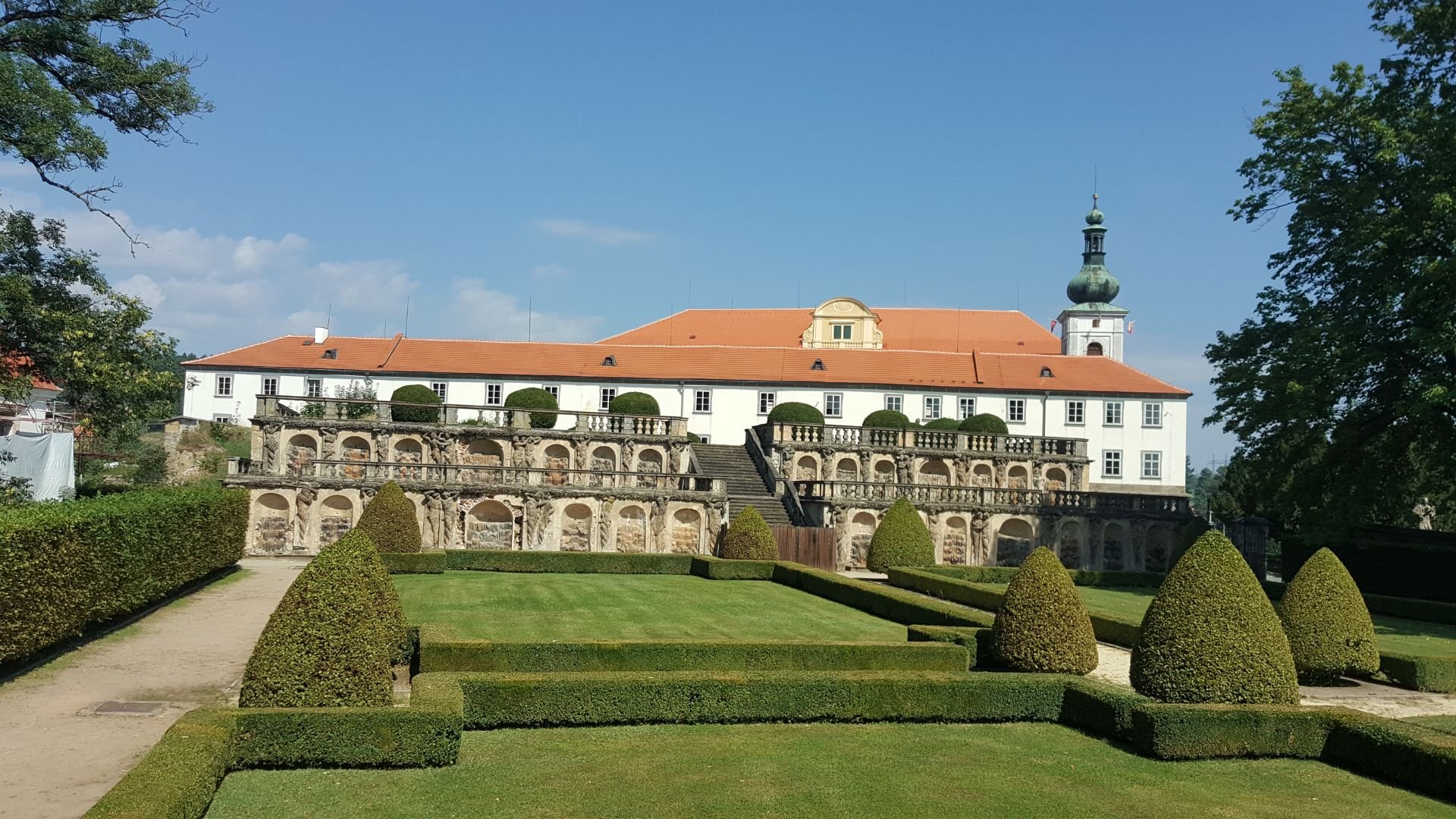 Castlebook · Zakupy Palace