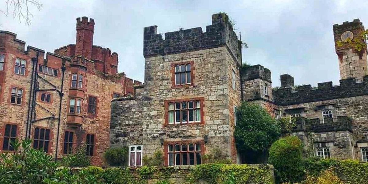 Castlebook · Ruthin Castle