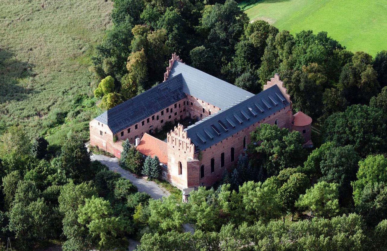 Castlebook · Barciany Castle