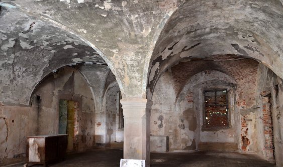 Castlebook · Chobienia Castle